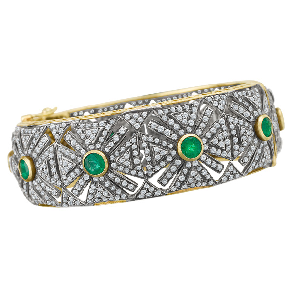 Magnificent emerald & diamond bangle image 1