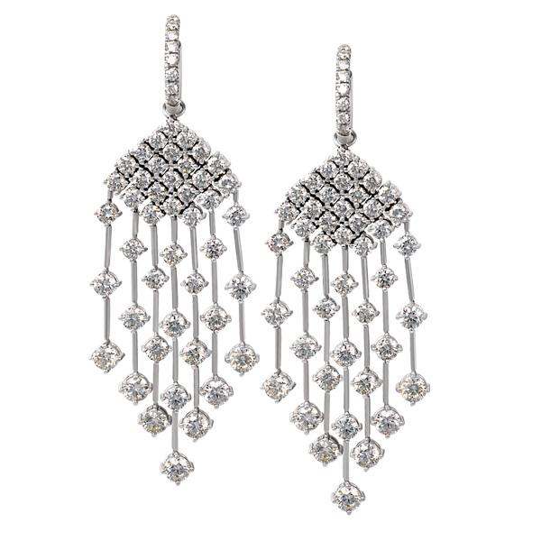 Diamond drop earring in 18k white gold image 1