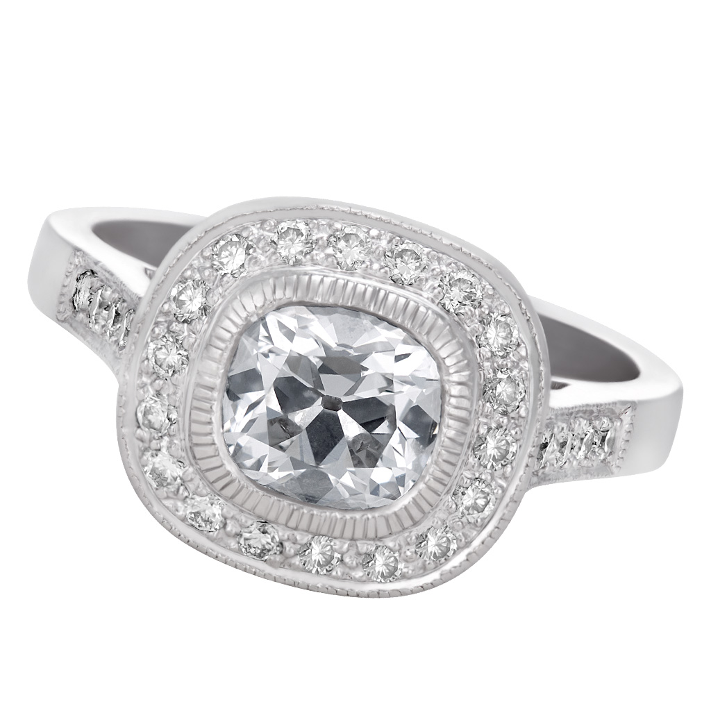 Diamond ring in platinum with 0.89 carat central cushion shape diamond. image 1