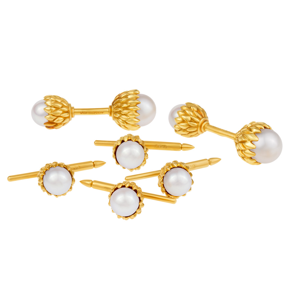Tiffany & Co Schlumberger 18k gold Acorn cufflins stud set With Pearls. image 1