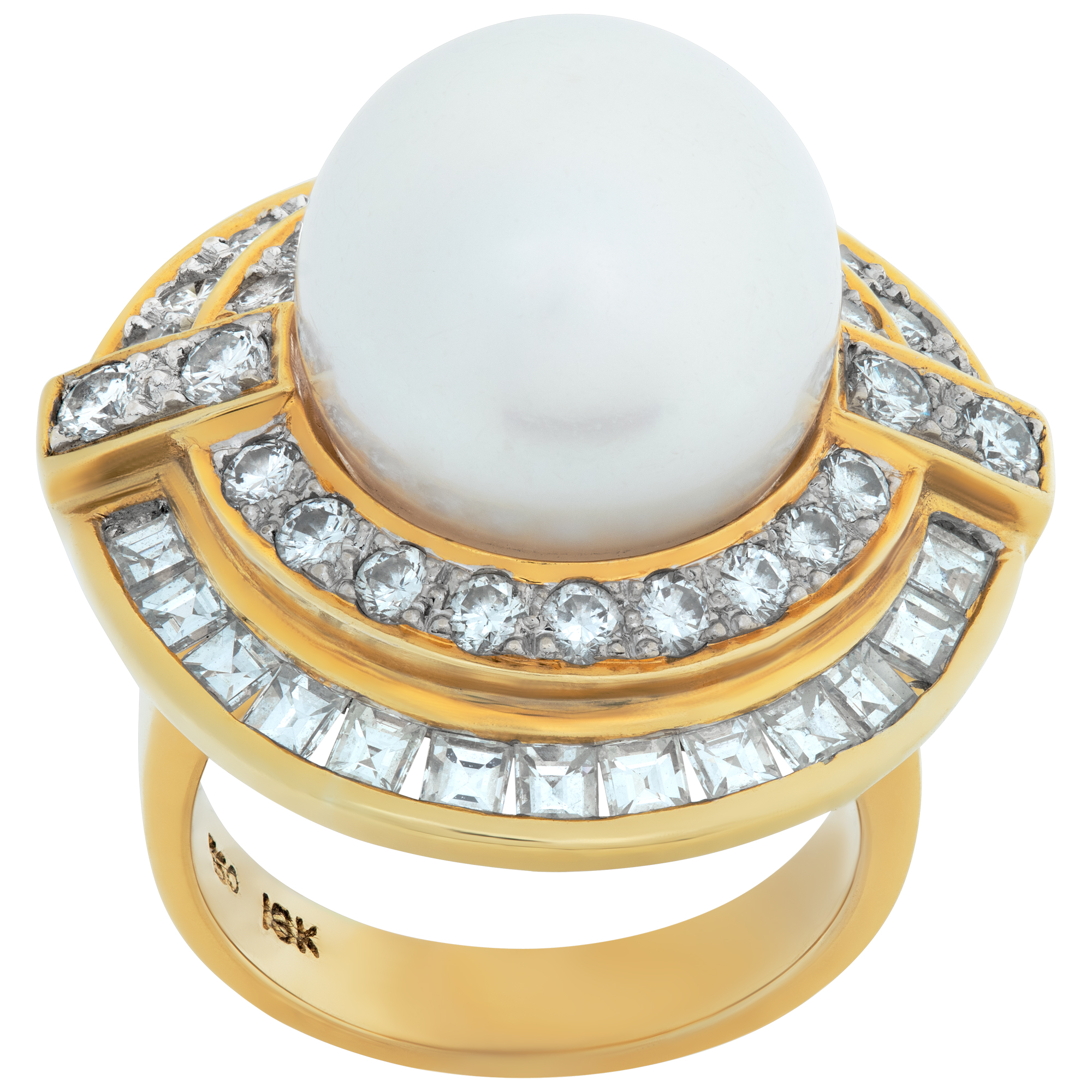 South sea pearl & diamonds ring set in 18K. Round brilliant and princess cut diamonds total approx. weight: 2.22 carats image 1