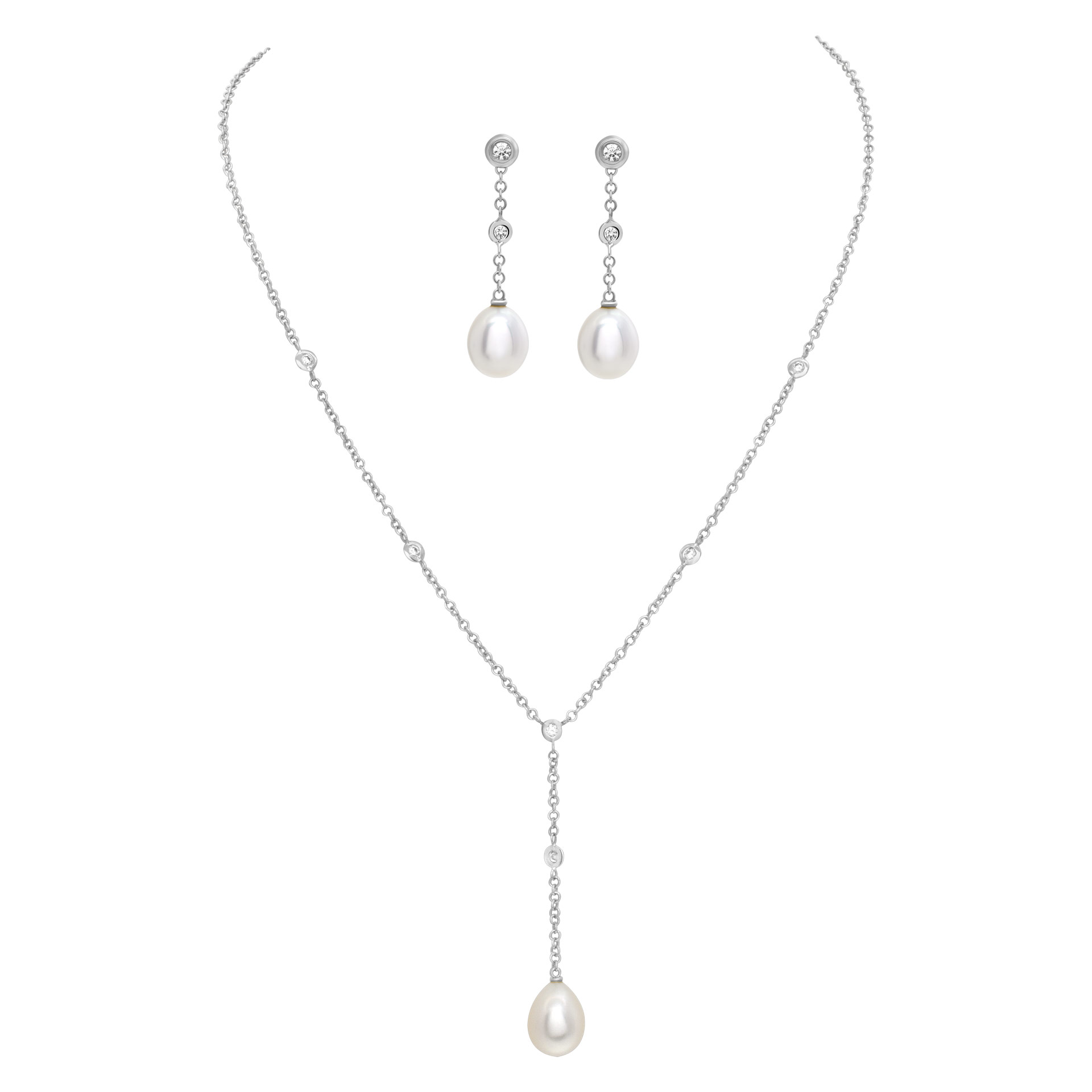 Pearl and diamond necklace and earrings set in 18k white gold image 1