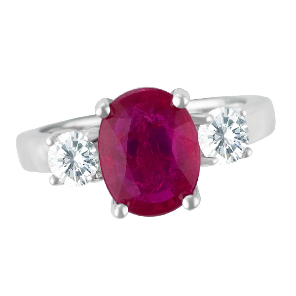 Ruby & diamond ring with 3.07 ct ruby set in platinum