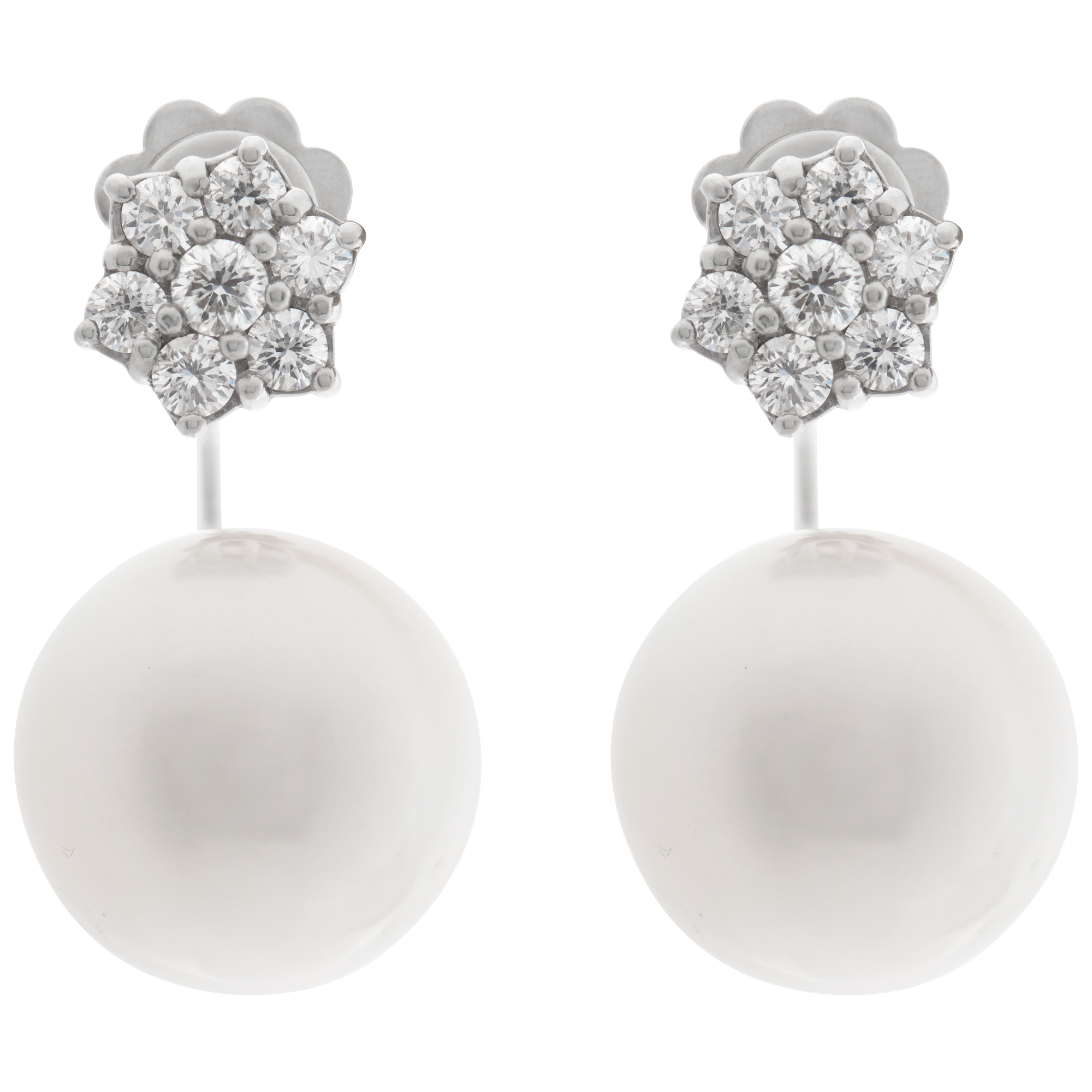 Pearl in and out earrings with diamonds in 18K white gold. 0.46 carats