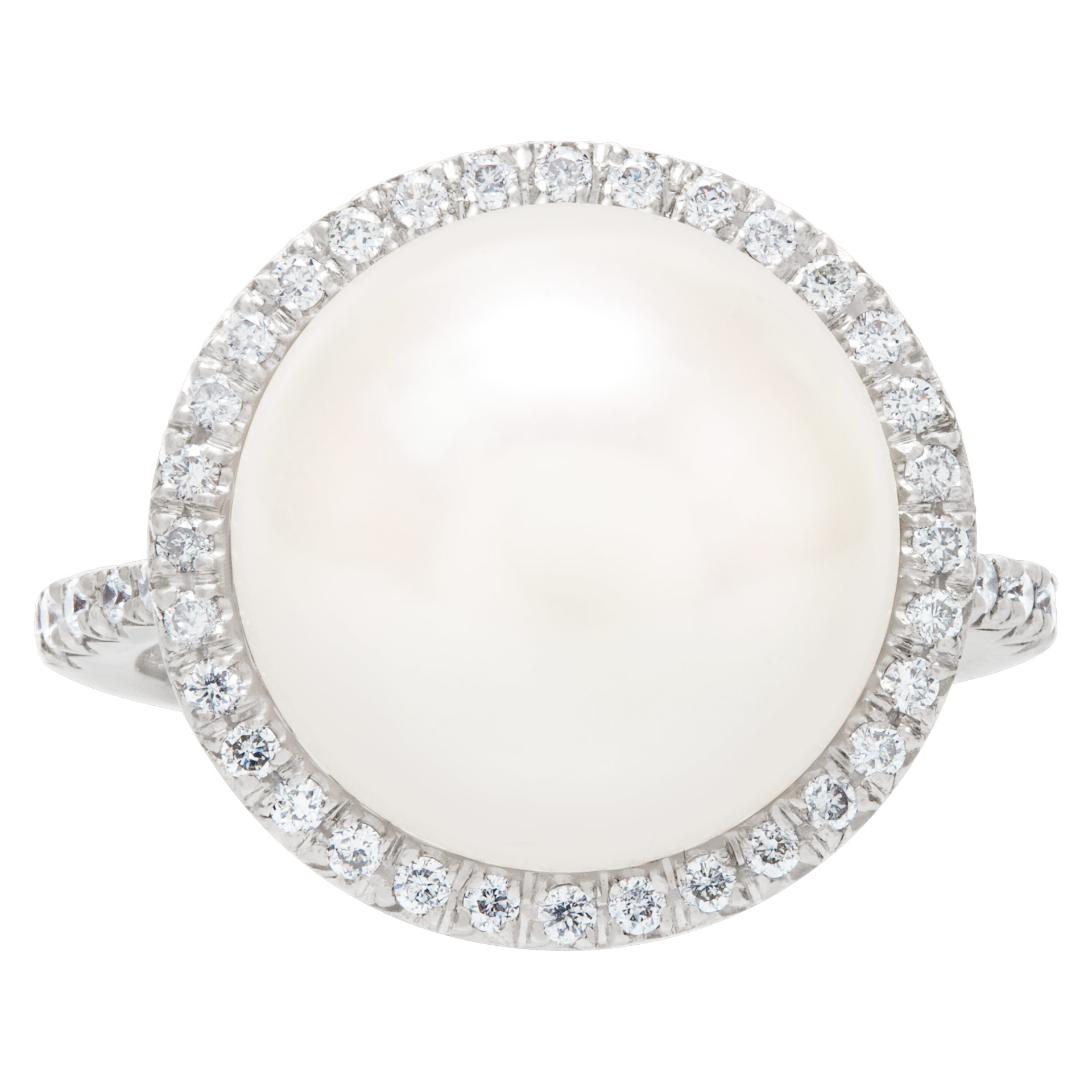 Pearl and diamond ring in 18k white gold. 13.2mm south sea pearl. 0.59 carats
