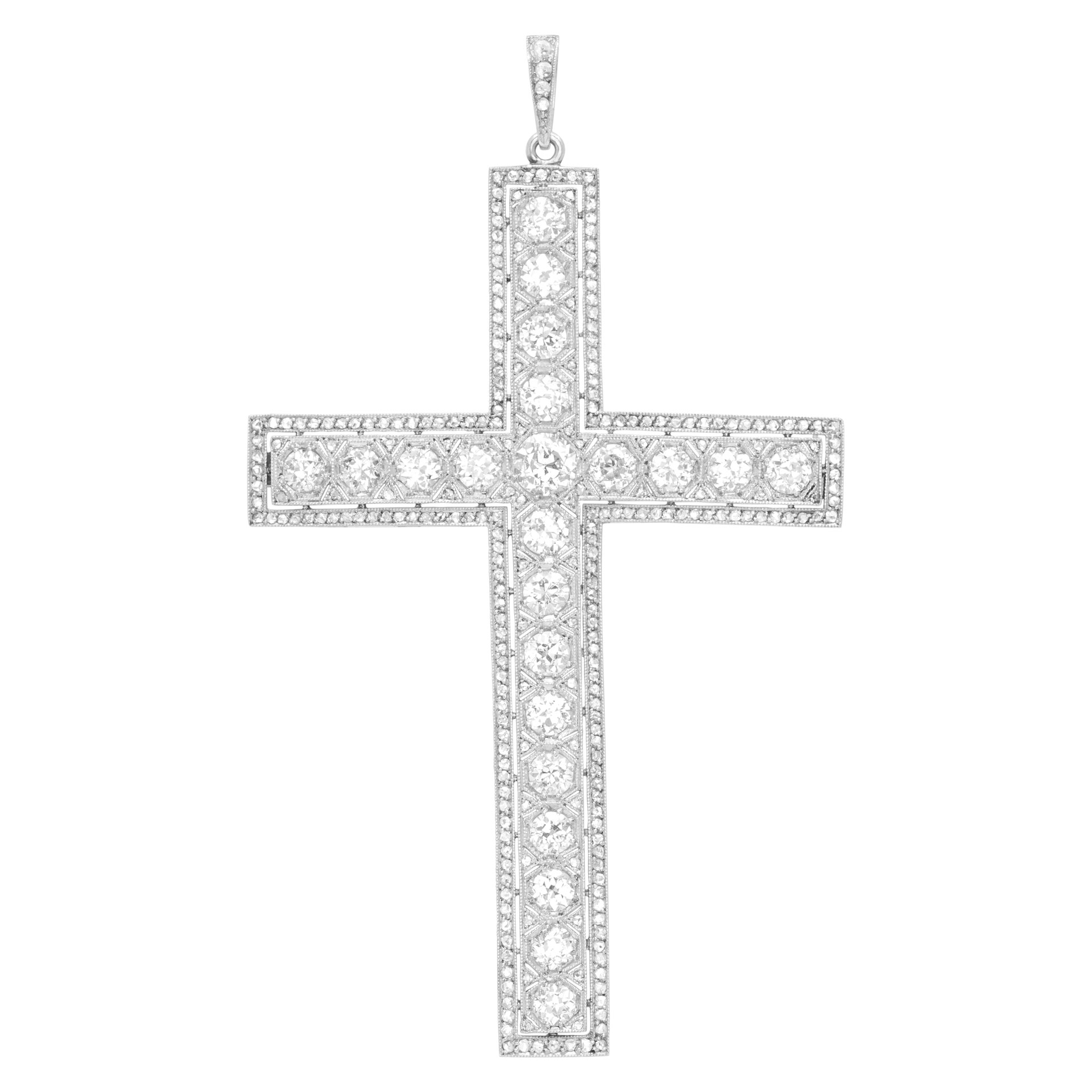 Edwardian (circa 1910) rose cut brilliant diamonds cross pendant in platinum (can also be used as a brooch). Brilliant rose cut diamonds total approx. weight: 6.25 carats