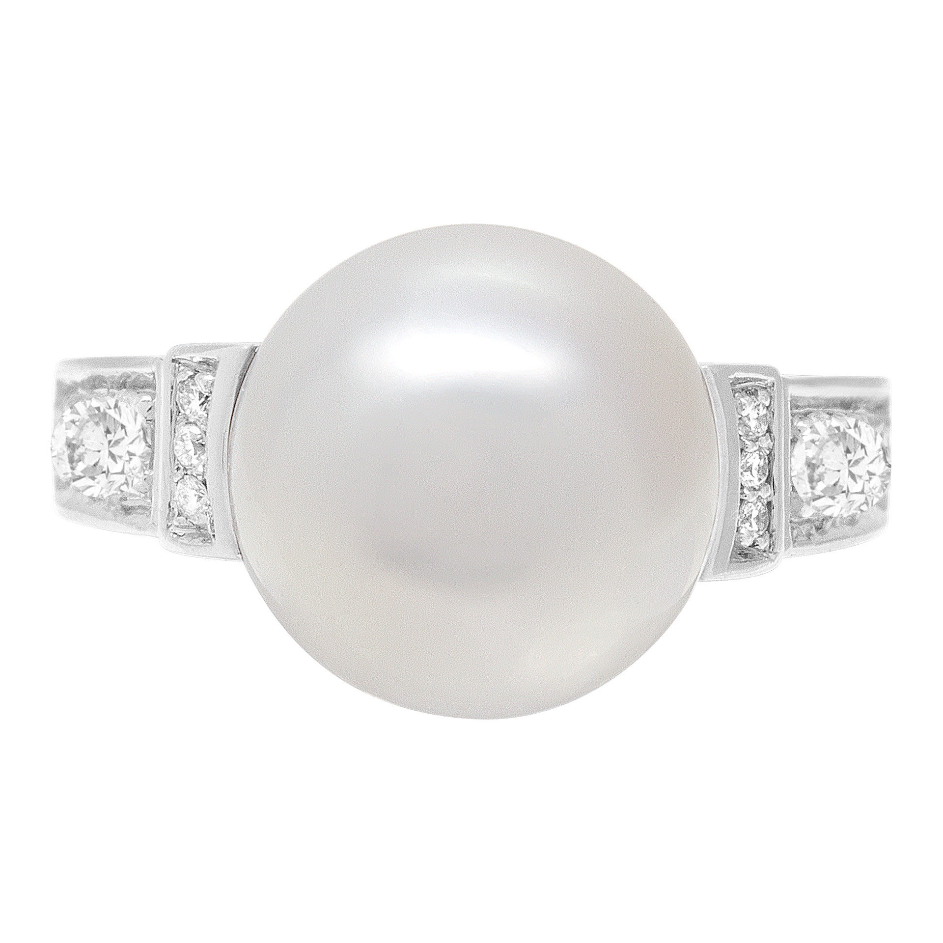 South Sea 12 mm pearl and diamond ring in 18k white gold. 0.54cts in diamonds