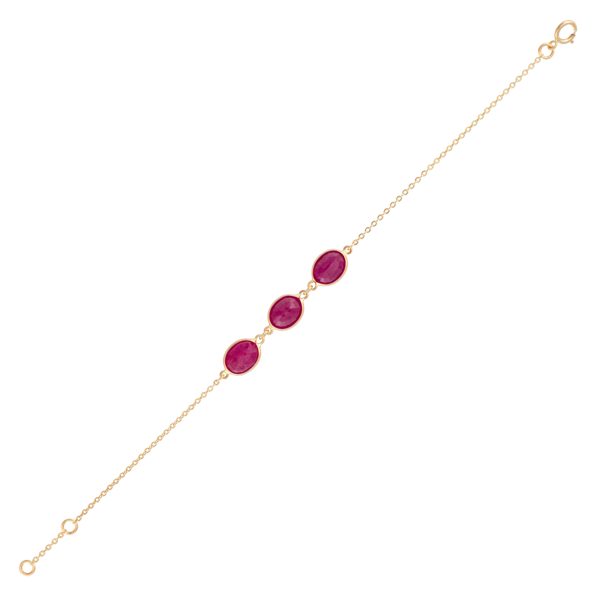 Classic chain bracelet in 14k gold with 3 oval cut rubies, (over 6 carats).