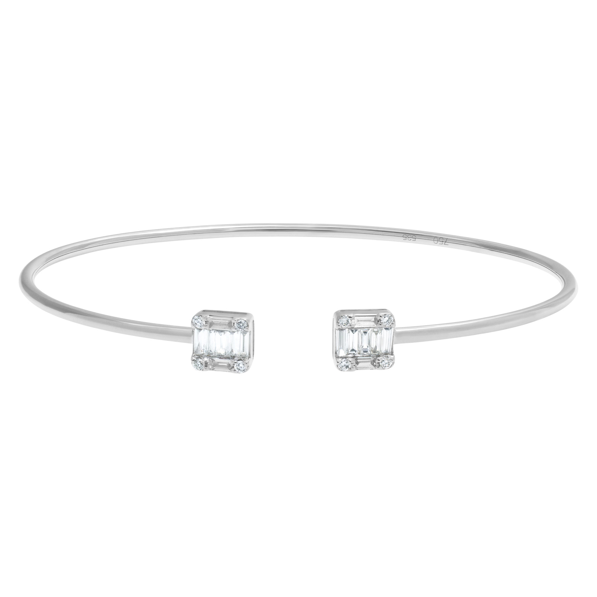 Diamond bangle with approximately 0.50 carats in diamonds in 18k white gold