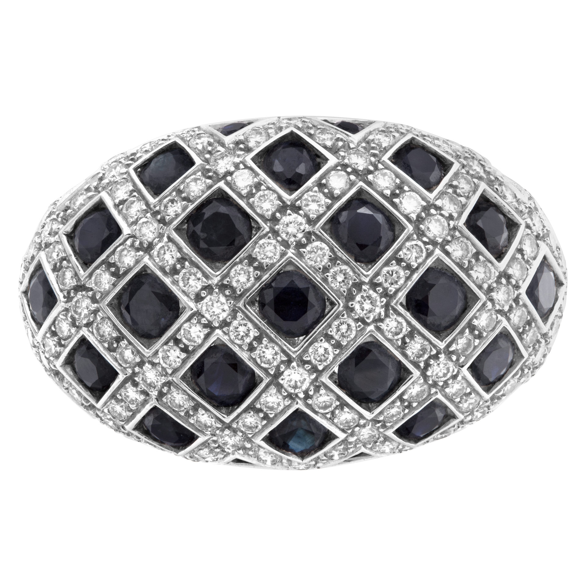 Diamond and sapphire ring in 18k white gold