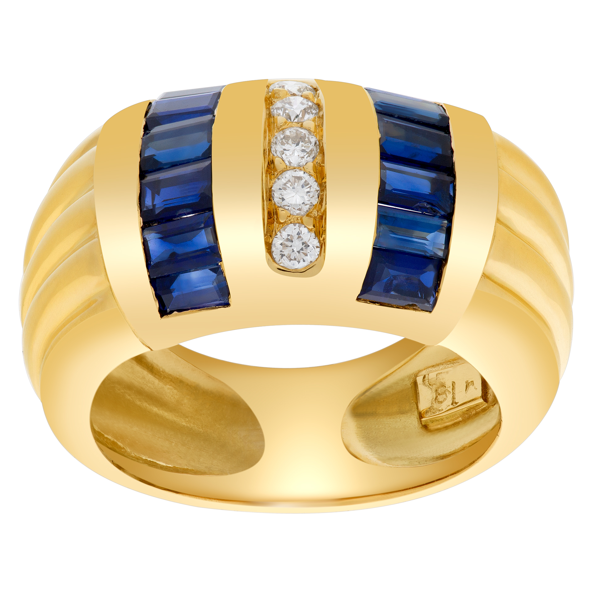Sapphire and diamond ring in 18k