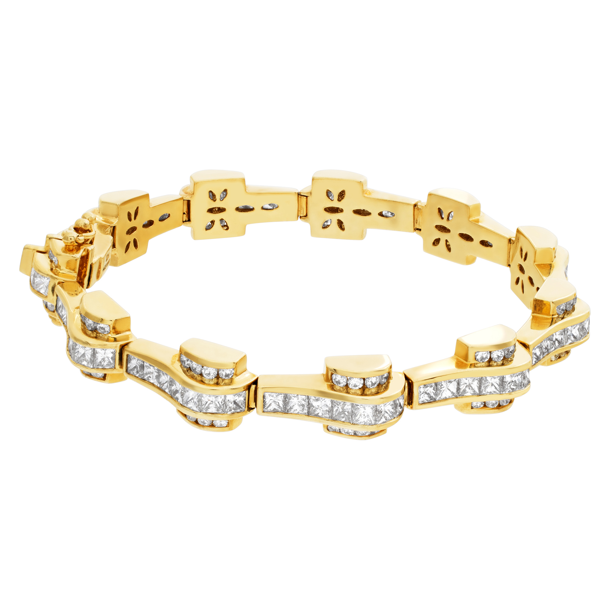 Stylish link & diamonds 14K yellow gold bracelet with over 8.25 carats princess and full cut round brilliant diamonds