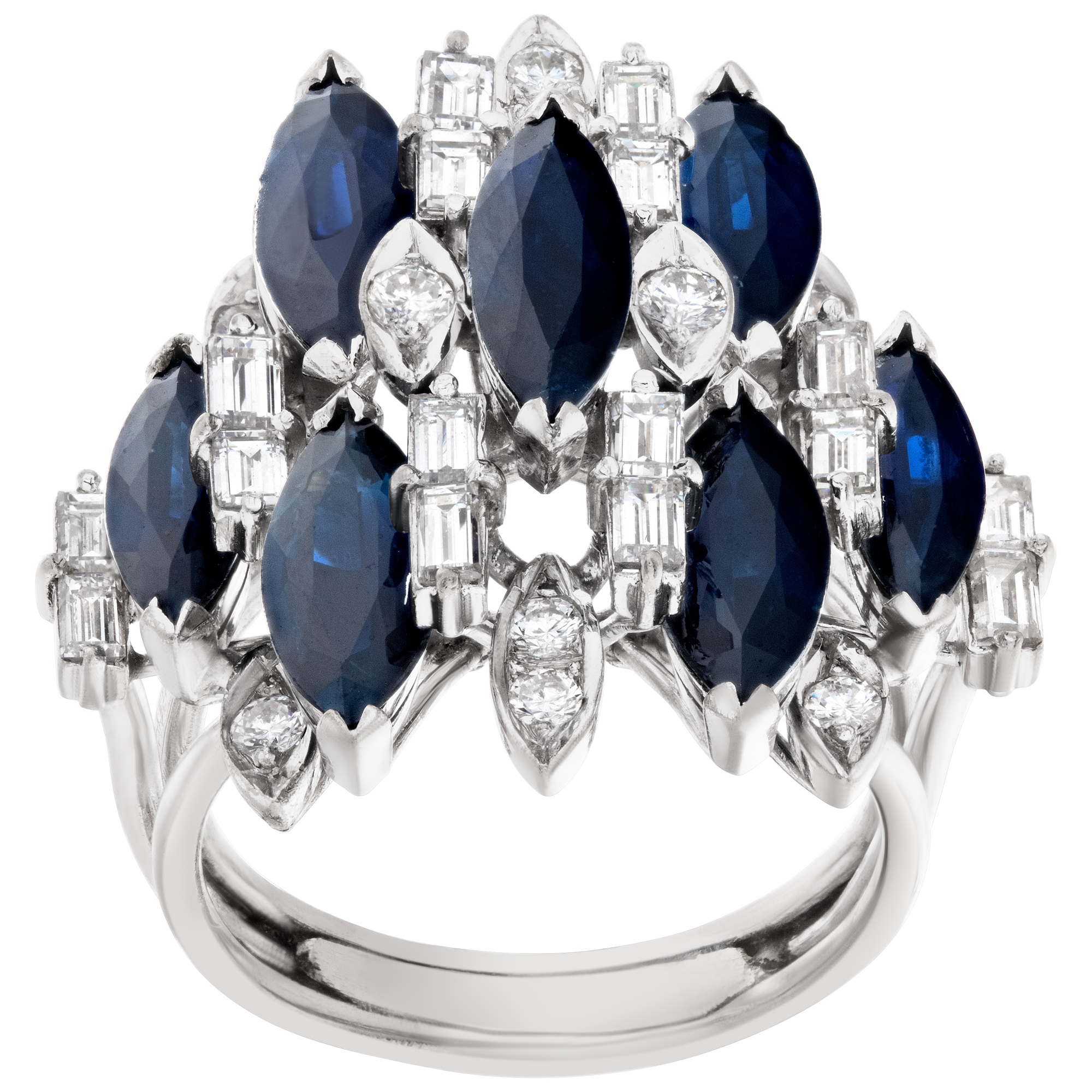 Blue sapphire and diamond ring in 14k white gold