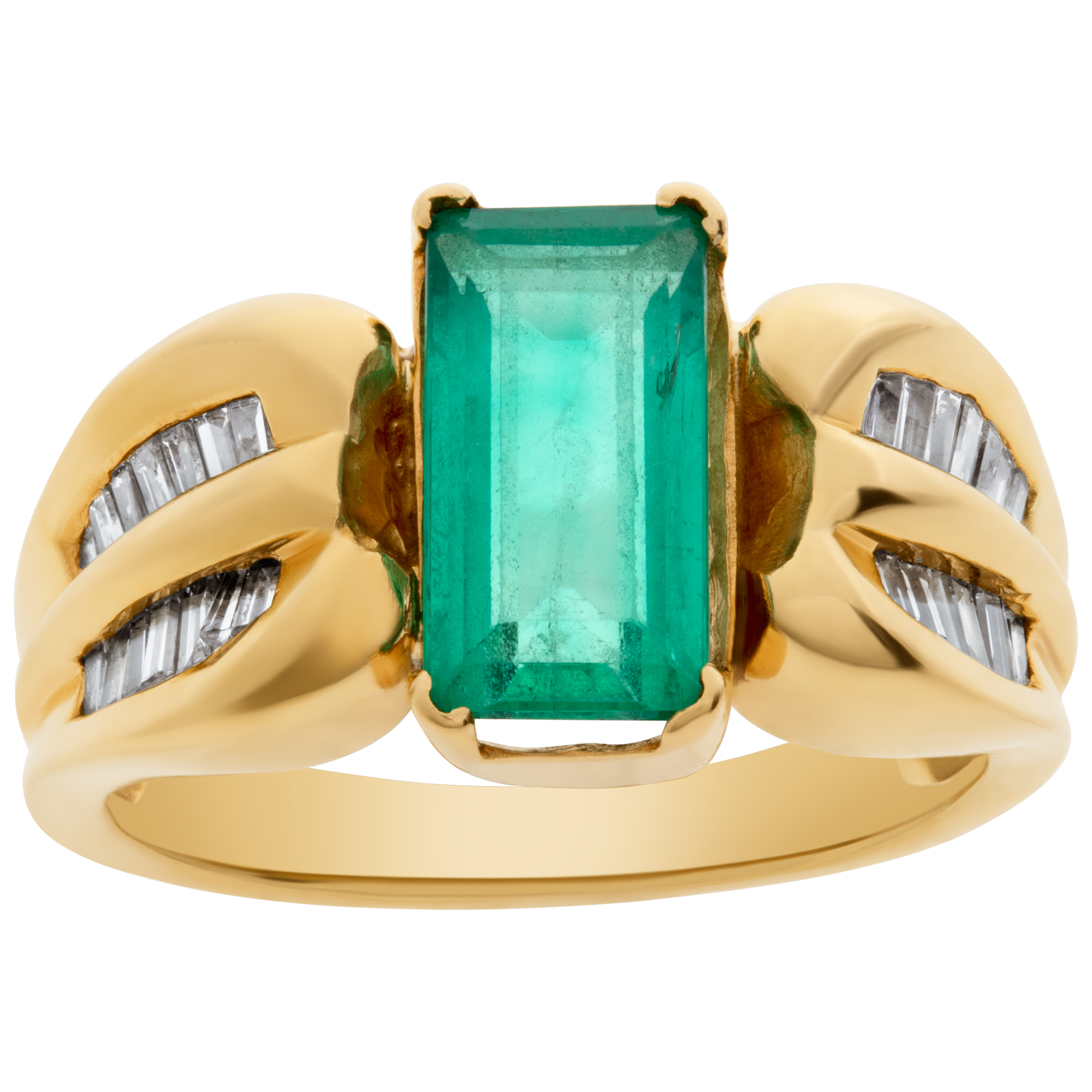 Emerald ring in 18k