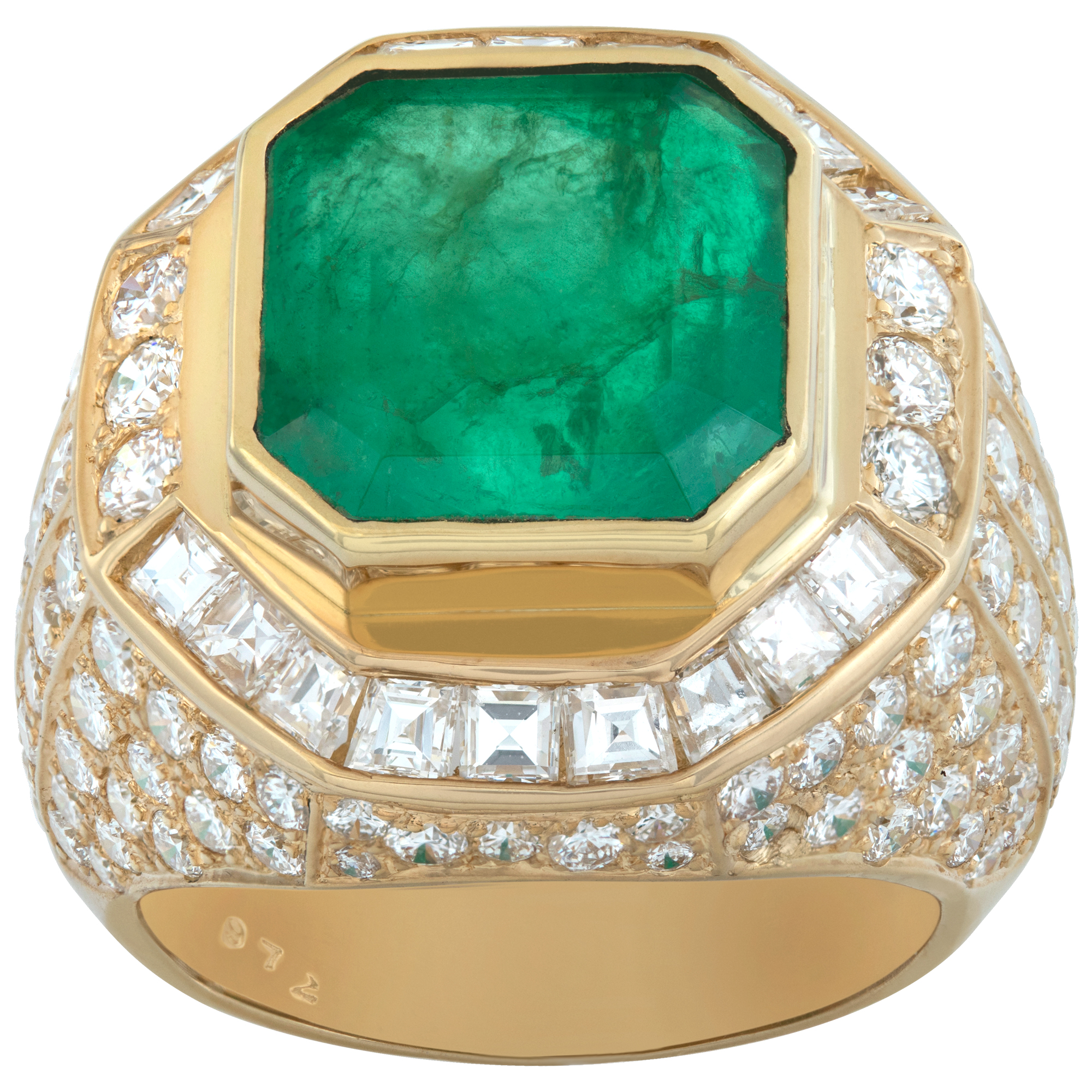AGL certified, Colombian Emerald, 9.36 carats emerald cut shape set in 18k yellow gold diamonds mounting, with approx total weight over 7.00 carats round brilliant and emerald cut diamonds