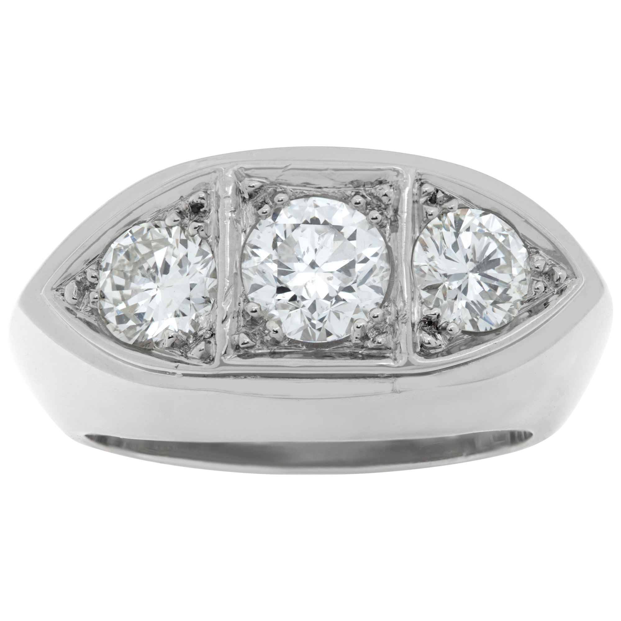 GIA Certified Round Brilliant Cut Diamond 1.00 Carat (E Color, Very Good Symmetry) Ring Set In Platinum