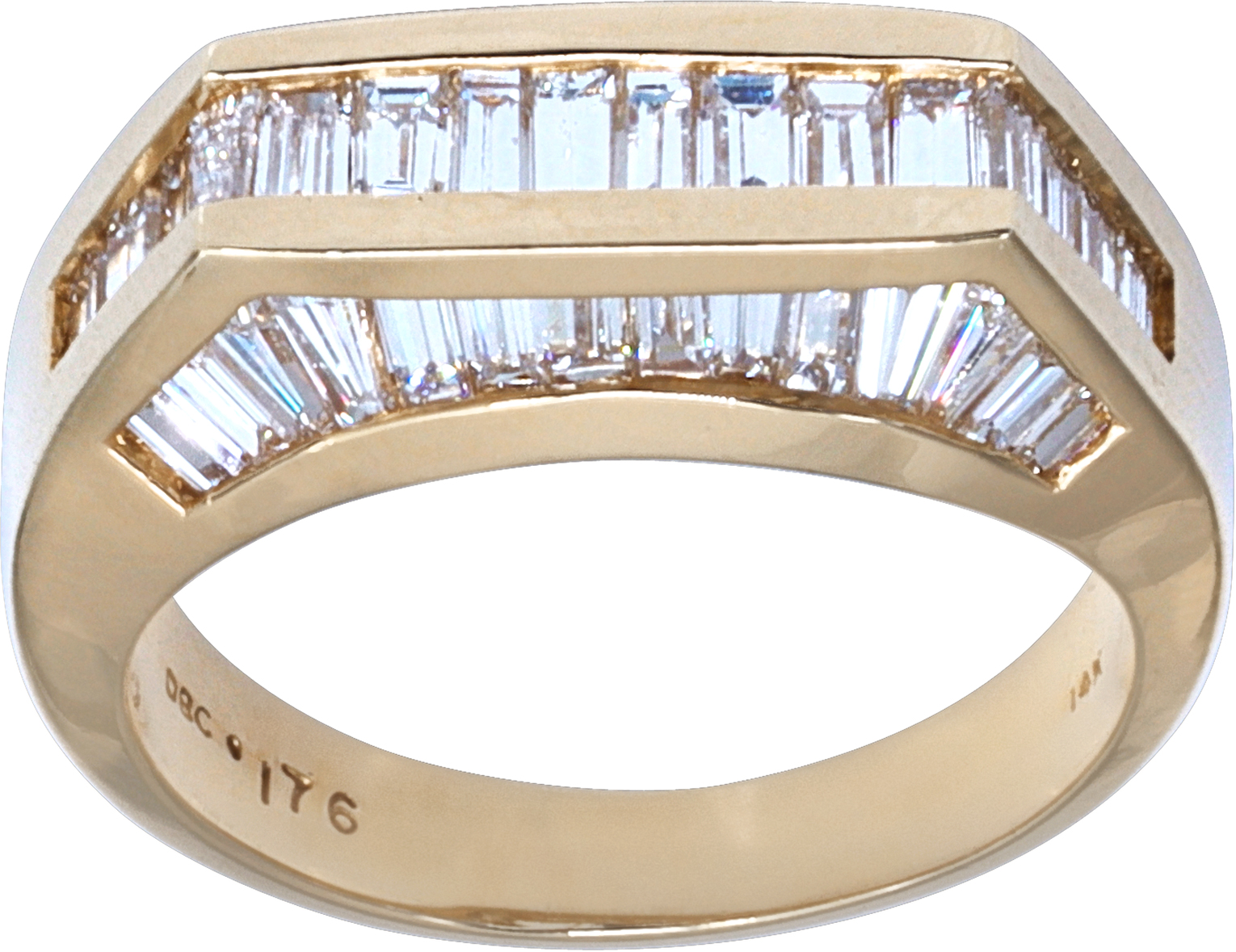 Diamond ring in 14k yellow gold with baguette cut diamonds