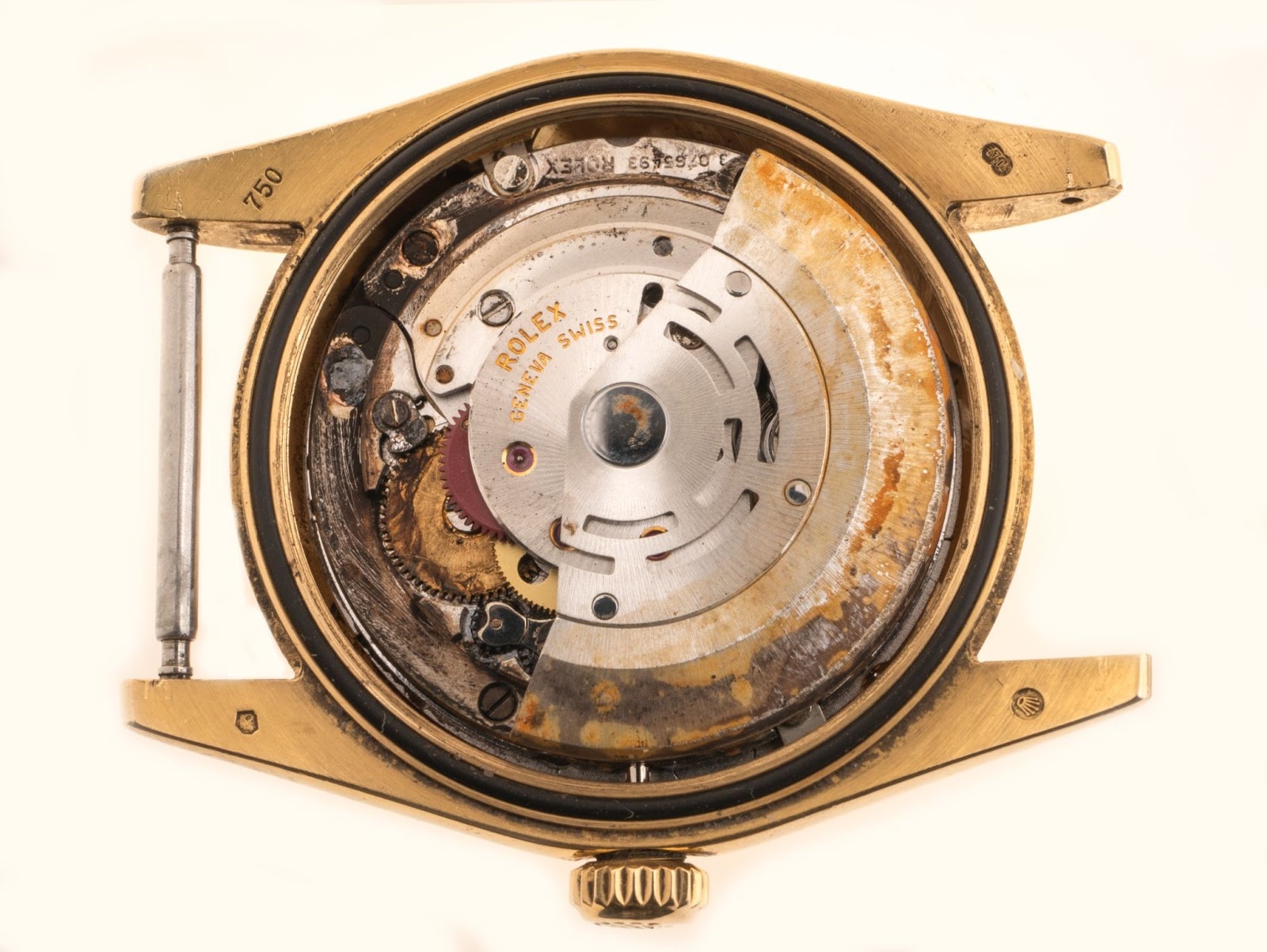 Repairing Rust and Water Damage in Your Luxury Watch